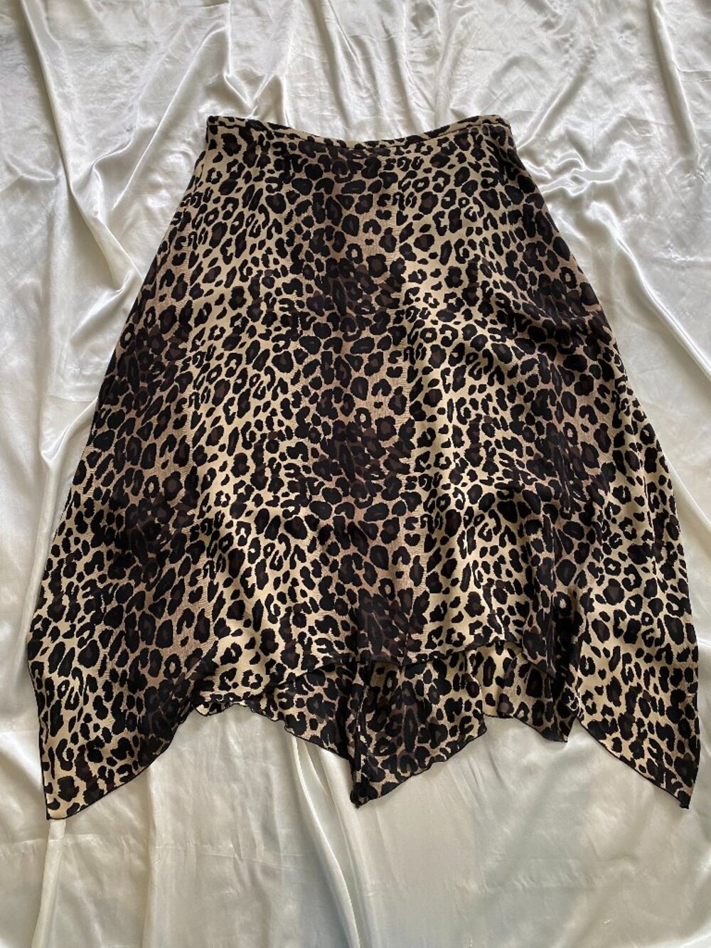 Vintage y2k 100% Silk Leopard Asymmetrical Handkerchief Midi Skirt Boho 14